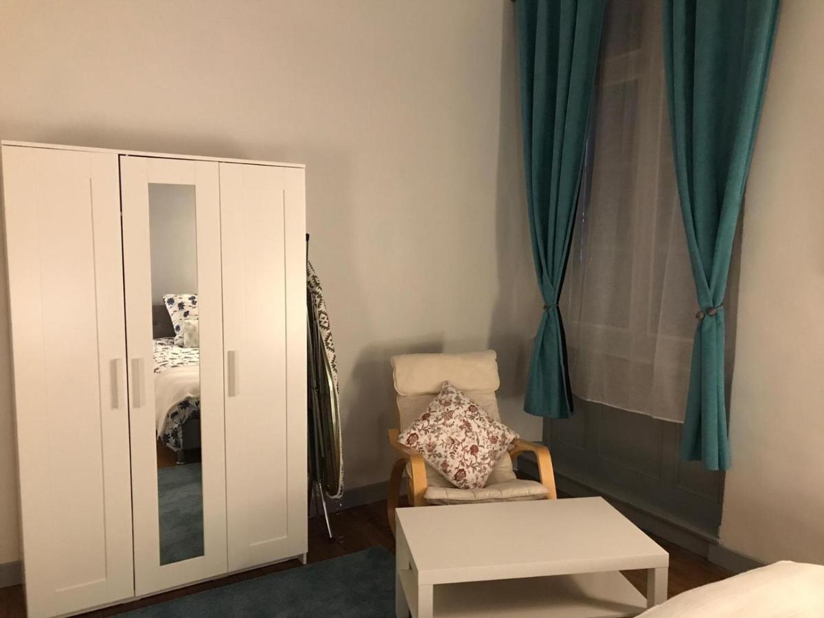 Eglantine Appartement Centre Historique De Dinan Dış mekan fotoğraf